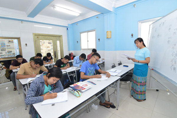 アルプス技研高等職業訓練大学校（ミャンマー）
